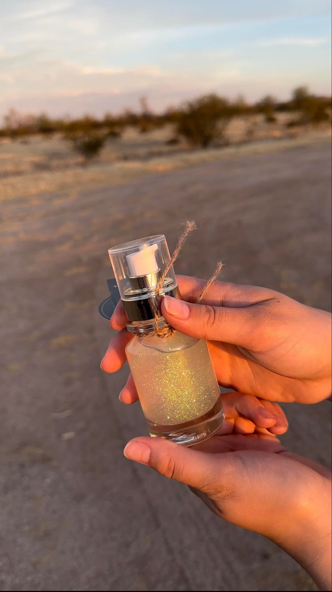 Moondust Satin Body Oil - Snow